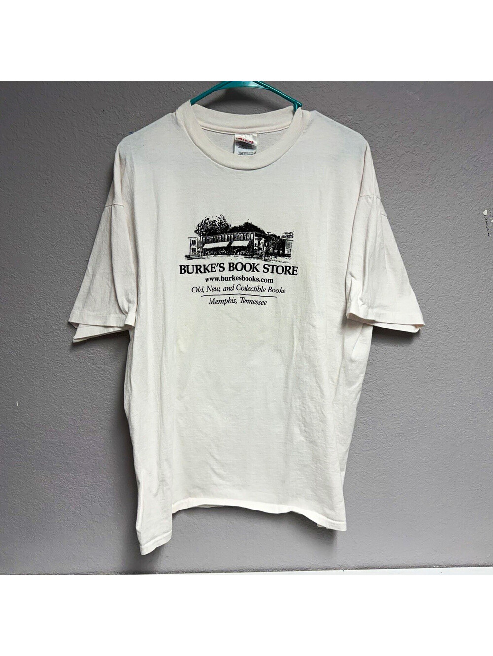 Vintage Burke’s Book Memphis Tennessee T Shirt / XL / Hanes Heavyweights